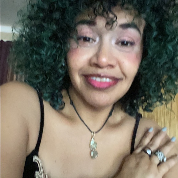 Meet your Posher, Chela - Picture 15 of 15